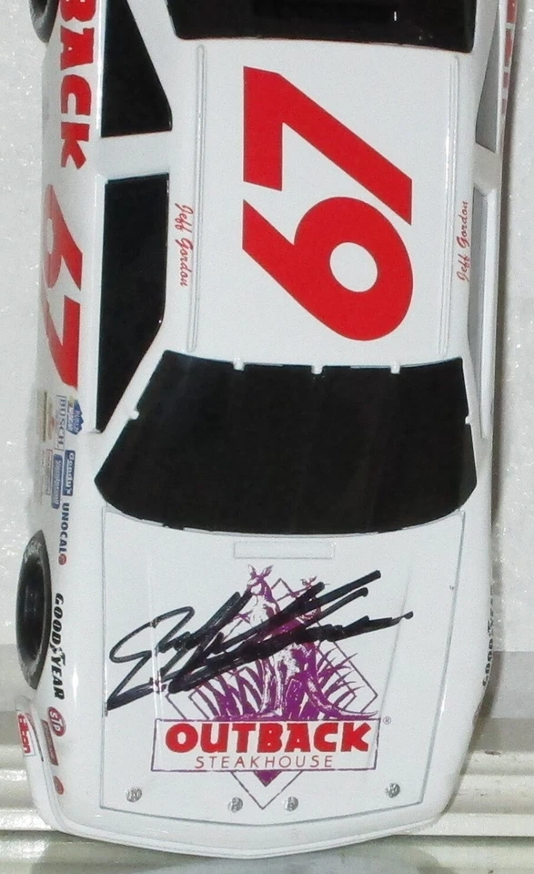 Jeff Gordon #67 Outback Steakhouse autografiado novato 1990 1/24 BWB, COCHE BANCARIO Foto 2 de 4
