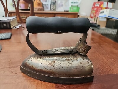 Vintage Meriden Electric METEOR AUTOMATIC CASTIRON CLOTHES IRON 
