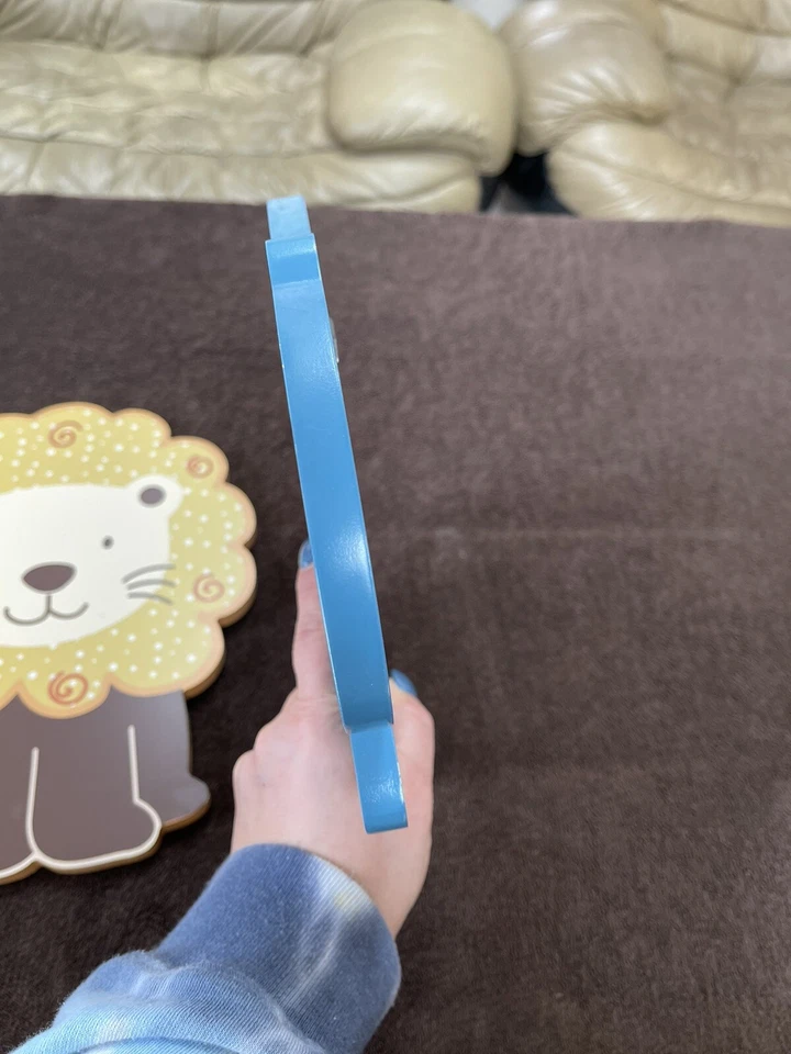 Quarto de bebê infantil decoração parede madeira animais - Imagem 4 de 4