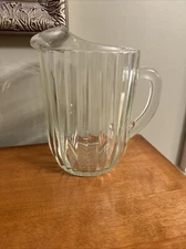 Glass Diner Bar Soda Water Beer Pitcher Ribbed Side Hobnail Base Ice Strain Pour