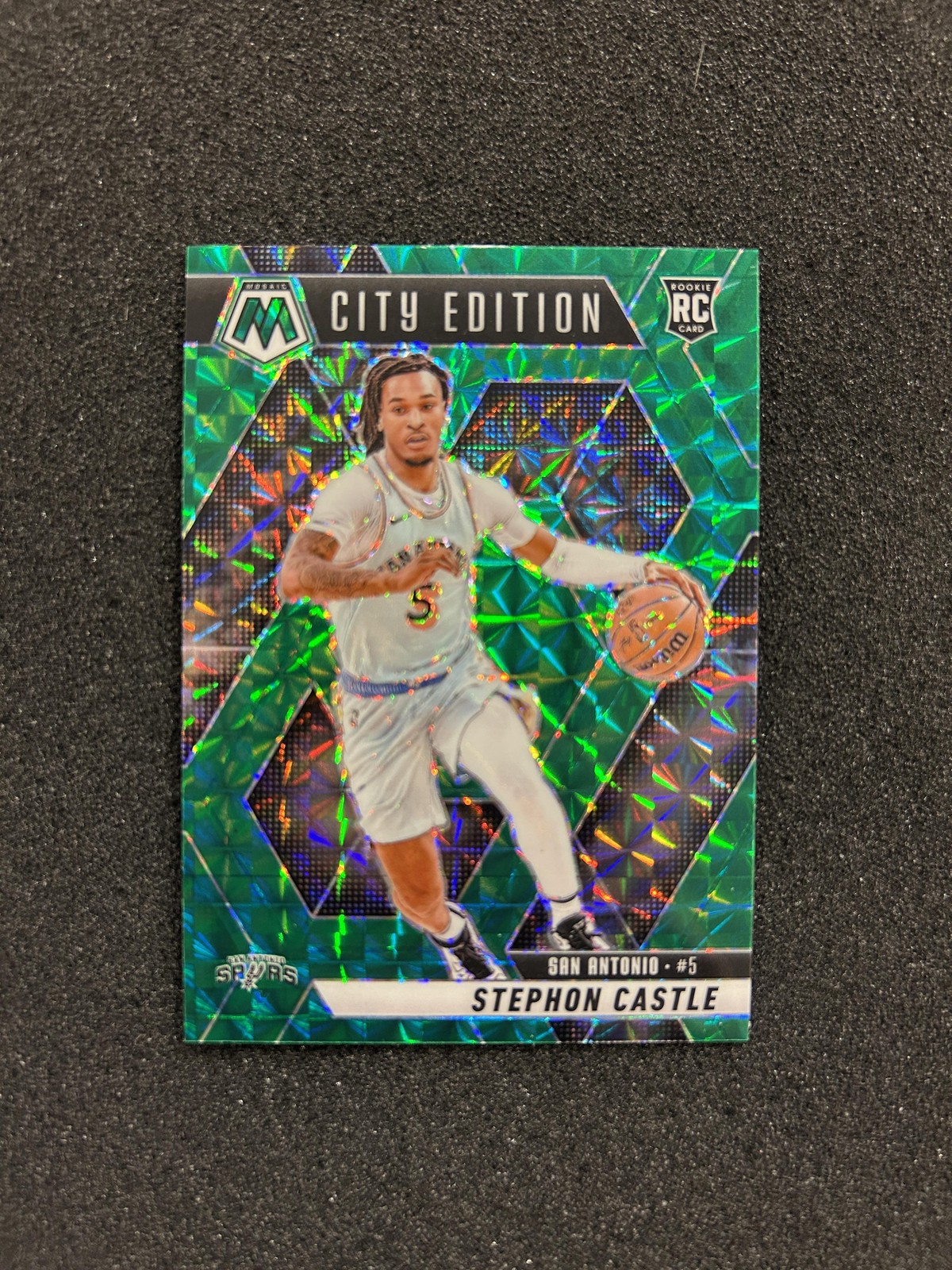 2024 Panini Mosaic Stephon Castle Green Mosaic #290 Rookie San Antonio Spurs