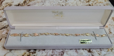 10k Yellow Gold Black Hills Gold Leaves 7.5 inch over 6.5 grams!