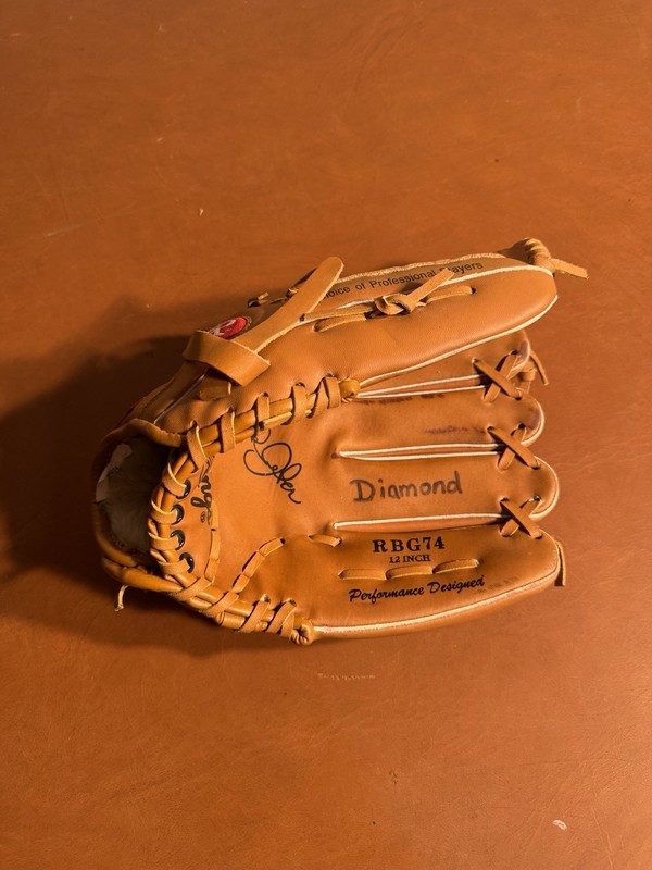 Rawlings Derek Jeter RBG74 12" Model Rawlings Baseball Glove Left Hand Throw