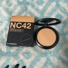 MAC  Studio Fix Powder Plus Foundation NC42  Original Formula NIB Free Shipping