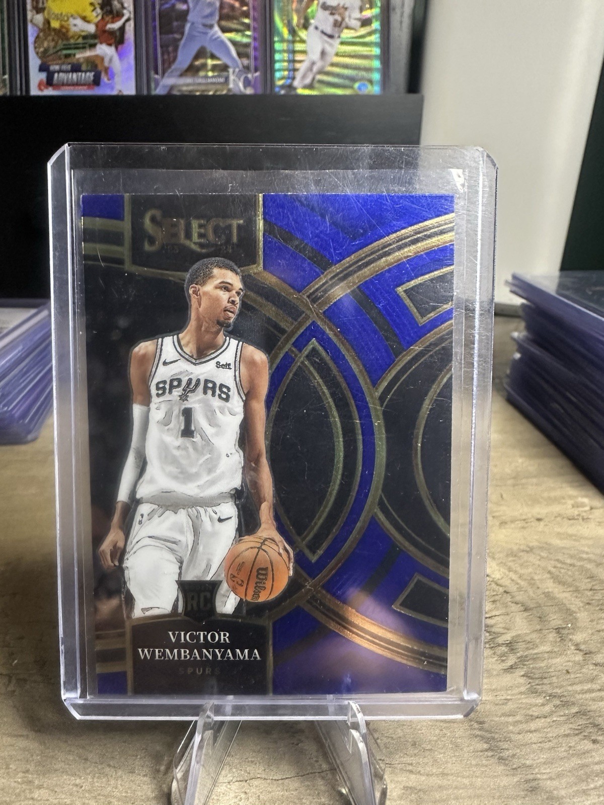 2023-24 Panini Select - Premier Level Victor Wembanyama #121 Blue (RC)