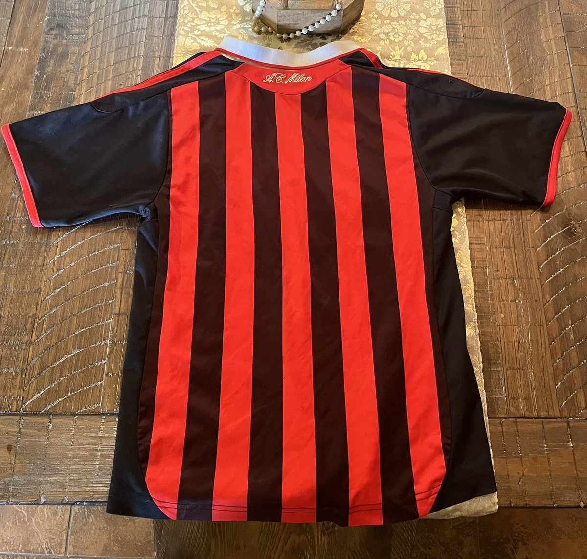 AC Milan ACM Bwin Soccer Jersey Youth Large Red Black Stripe Retro