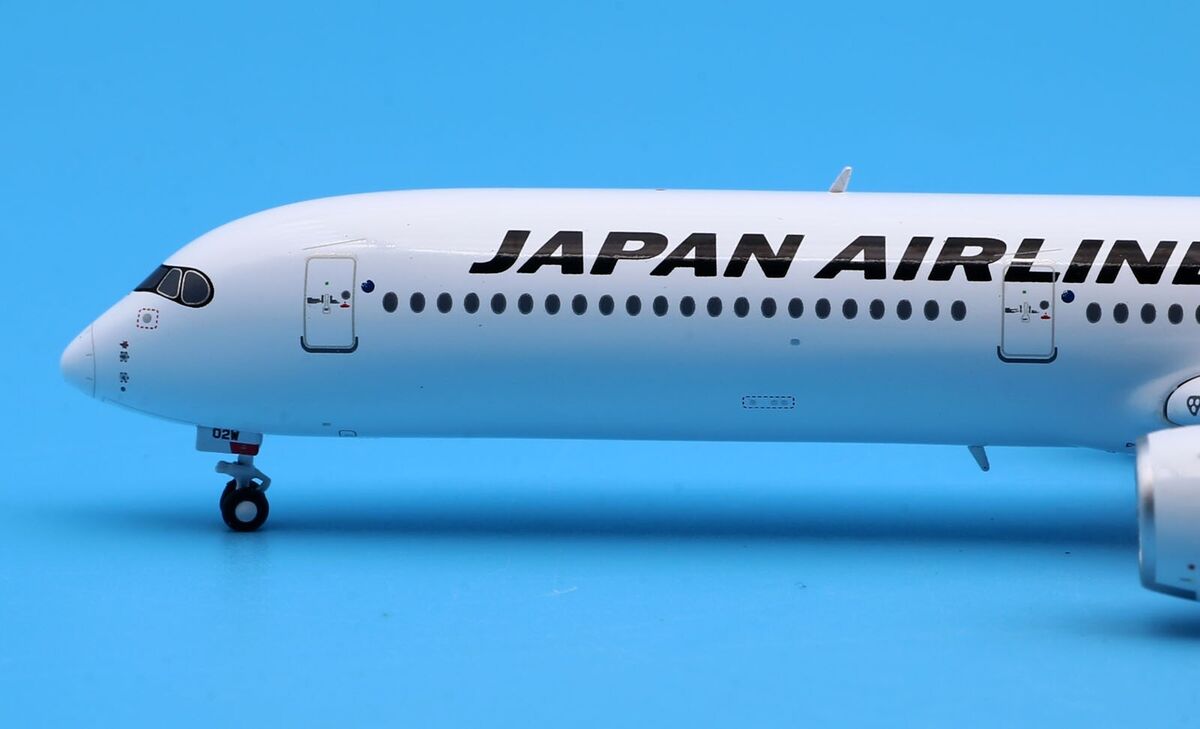 JC Wings 1:400 Japan Airlines Airbus A350-1000XWB Diecast JC Wings 1:400 Japan Airlines Airbus A350-1000XWB Diecast