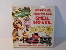 See No Evil, Hear No Evil, SMELL NO EVIL Sesame Street Vtg 1975 Hardcover Book