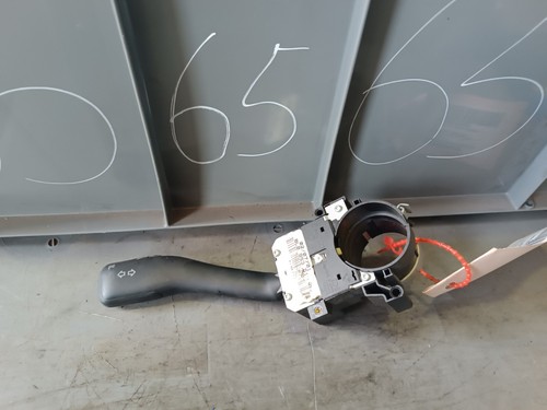 VW Golf 4 Bora 1J Passat Seat Leon Lenkstockschalter Wischer Blinker 8L0953513G