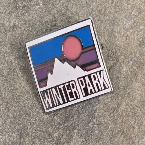 WINTER PARK Skier Ski Sunset Souvenir Travel Vintage Lapel Hat Pin Colorado - Picture 2 of 3