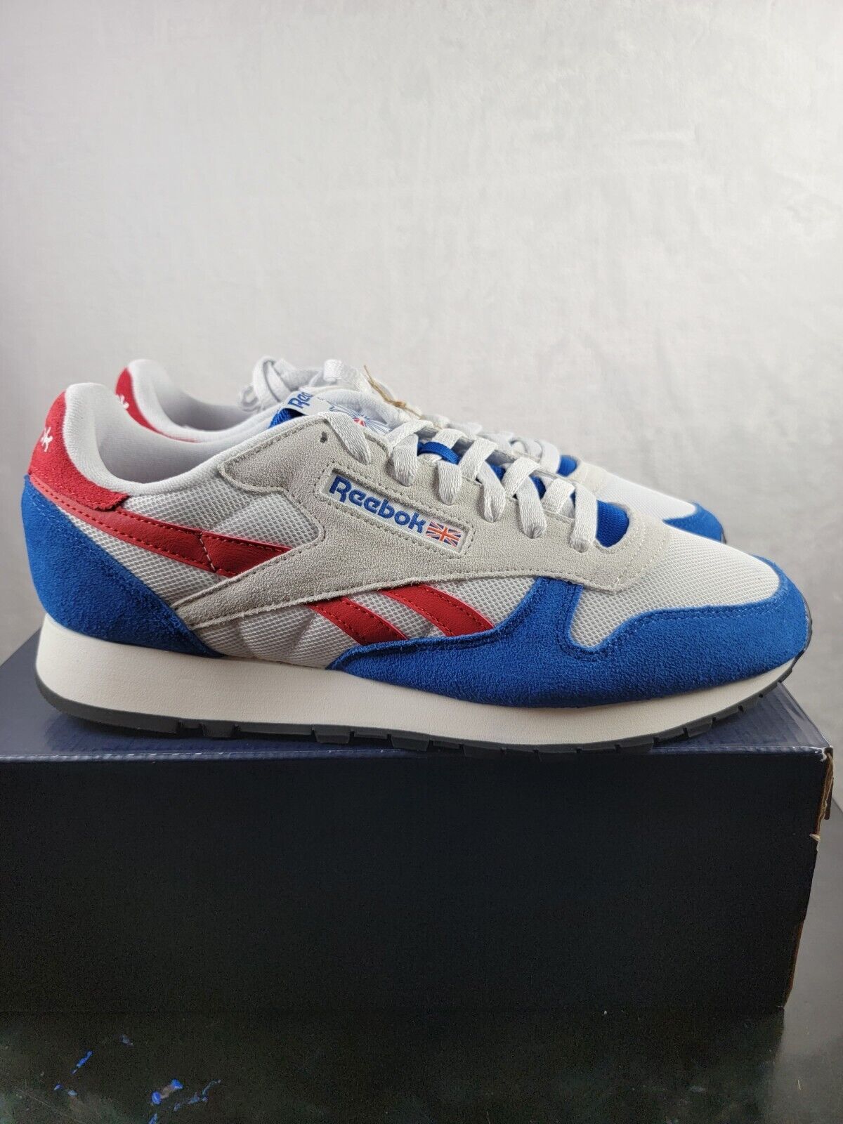 Reebok Classic Nylon Men’s Athletic Sneaker Red/Blue/White Trainer GX2257  Sz 11