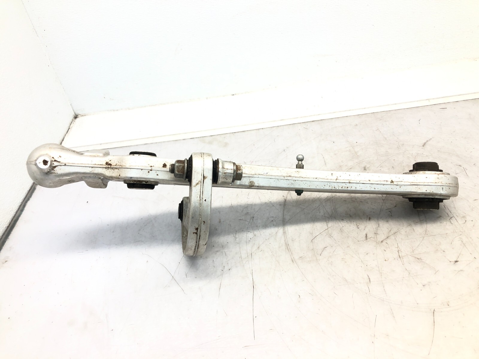 2014-2018 BENTLEY FLYING SPUR AWD LEFT DRIVER FRONT LOWER CONTROL ARM OEM
