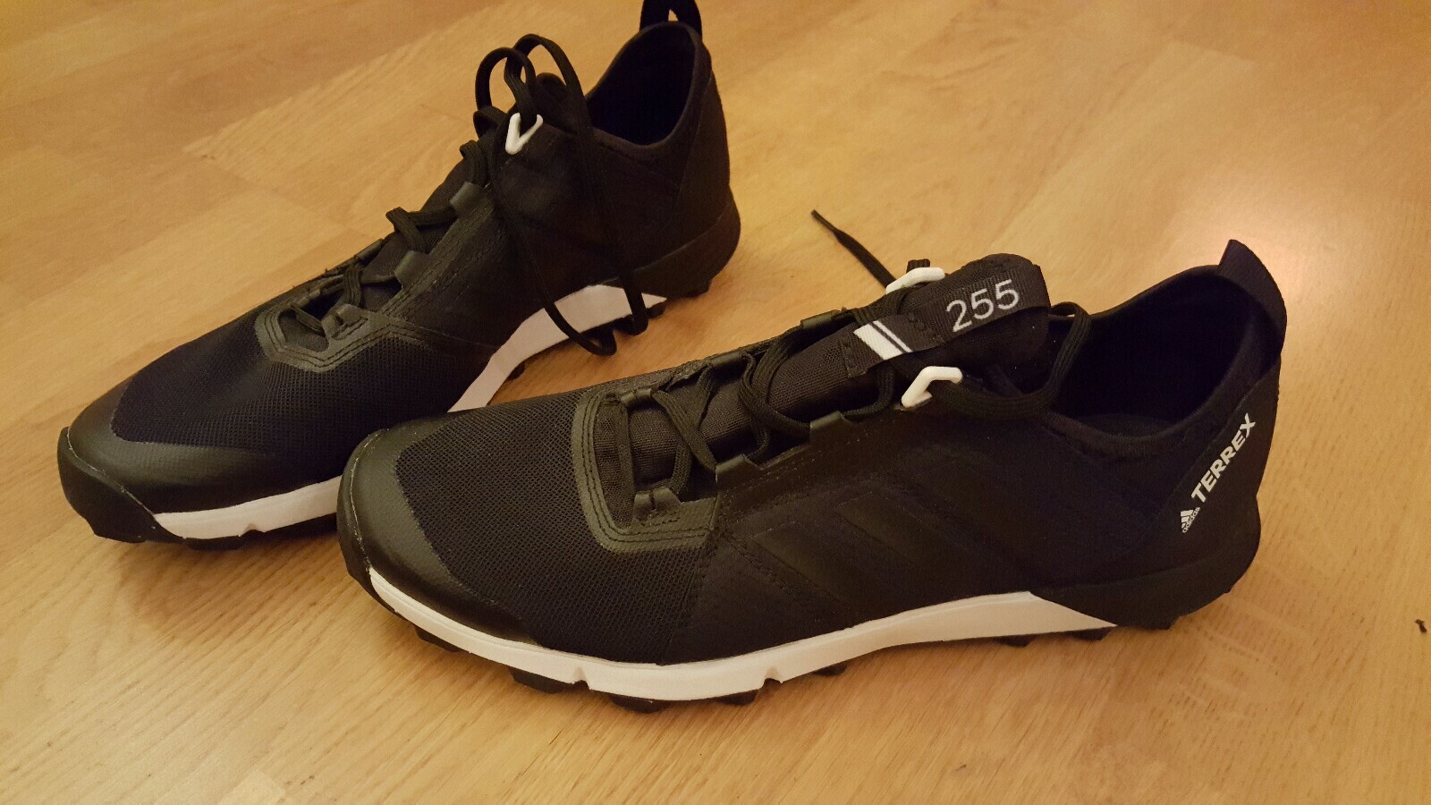 Adidas Terrex Herren Trail Laufschuh Agravic Speed Gr. US 9.5; UK; 9.0 NEU Adidas Terrex Herren Trail Laufschuh Agravic Speed Gr. US 9.5; UK; 9.0 NEU