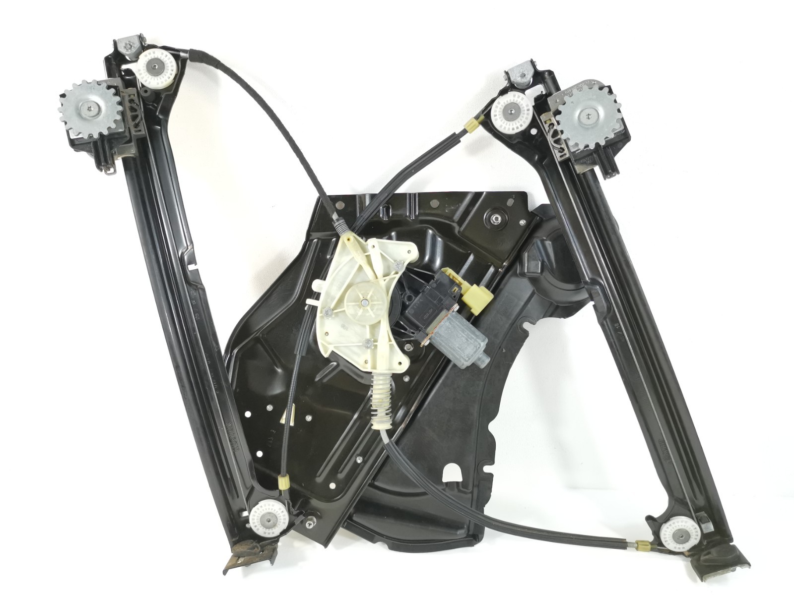 Maserati Ghibli 2019 M156E RWD 3.0 L Front Right Door Window Regulator Motor OEM