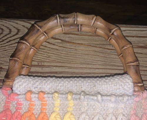 Scoop Natural Fringed Carpet Bag 14” X 13” Pastel Multi Color Snap Bamboo Handle - Picture 5 of 9