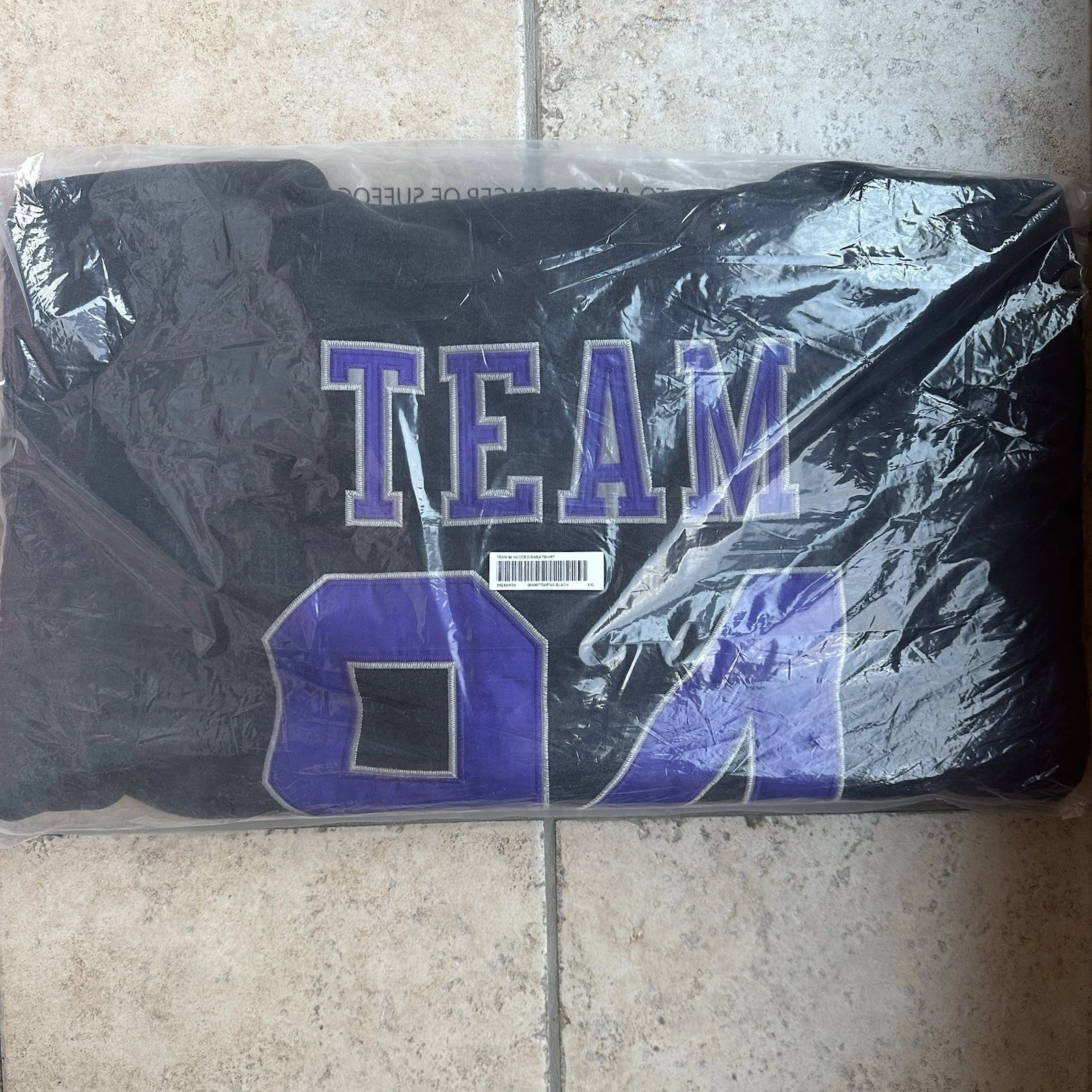Sweat à capuche noir Supreme Team 94 taille XXL neuf sous blister