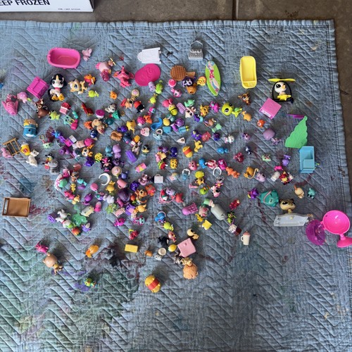 HUGE Shopkins Mixed Seasons Figures & Animals Accessories 3+ Lbs. Lot #1