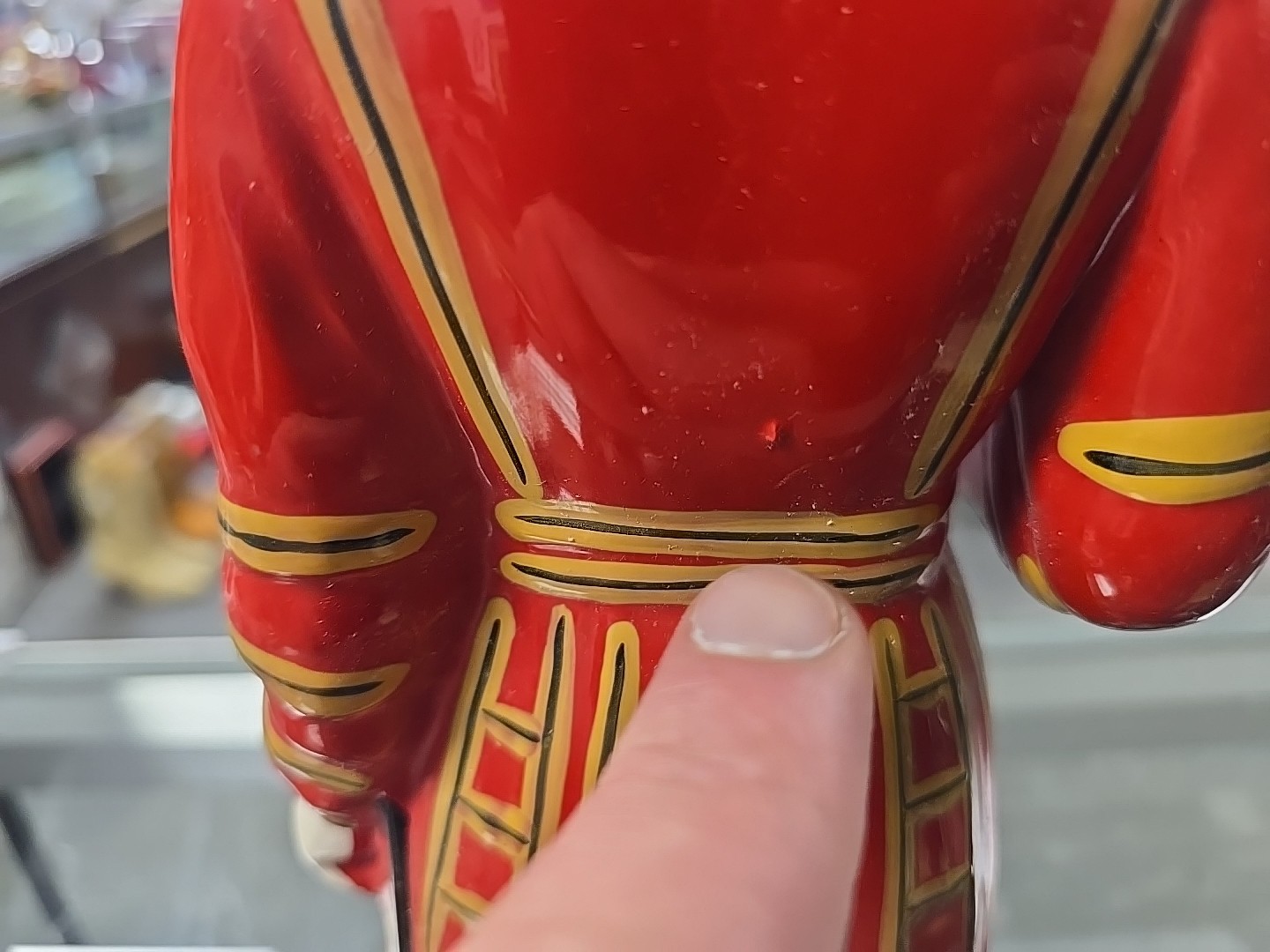 Vtg BEEFEATER GIN Hand Painted Bar Display Statue Decanter 