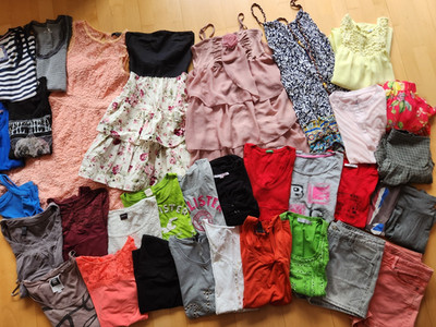 34tlg. Kleiderpaket Gr.  36 Sommer Jugendliche Hollister Esprit Zara H&M Smashed