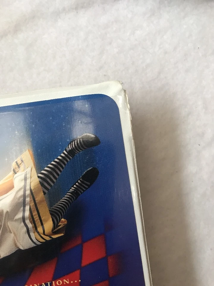 Alice In Wonderland Movie 1999 The Sword In The Stone VHS Tape Lot of 2 - Image 3 of 4