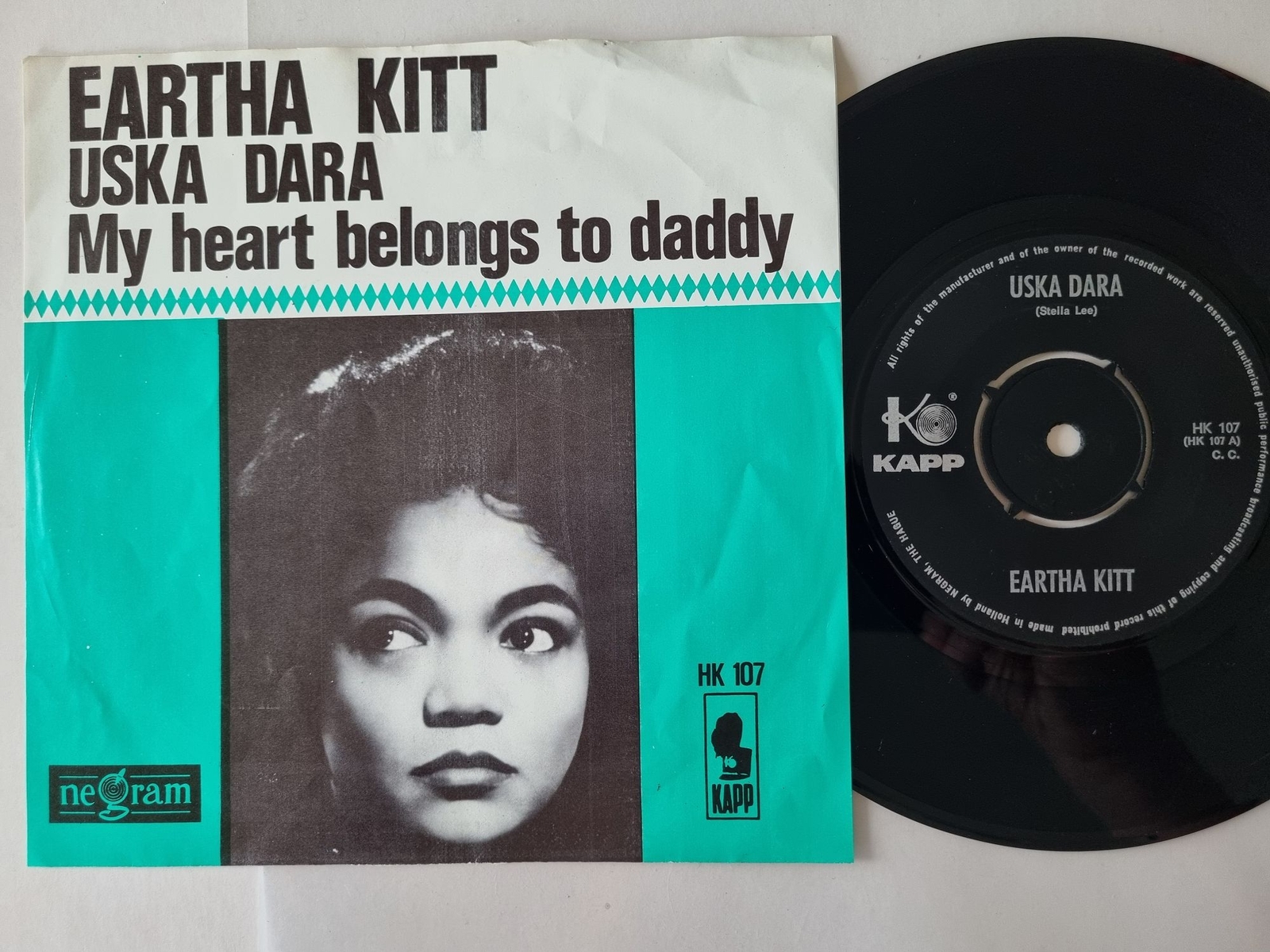 Eartha Kitt - Uska Dara/ My heart belongs to daddy 7'' Vinyl Holland