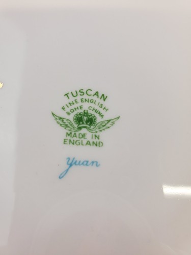 Vintage Tuscan Bone China Plate Yuan Made in England - Picture 4 of 5
