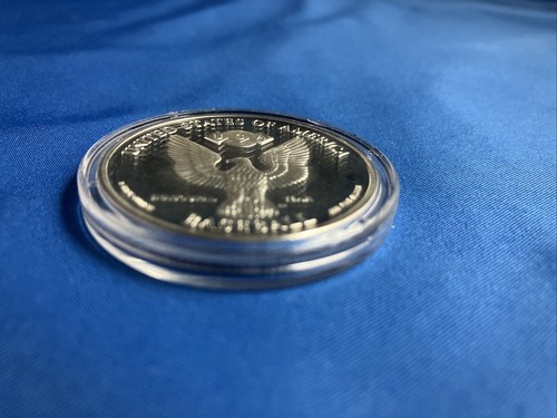 1992 S Olympics Baseball Proof Commemorative 90% One Ounce Silver Dollar US Coin - Picture 5 of 6