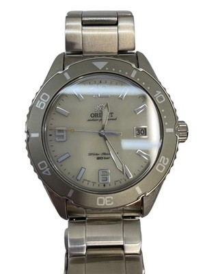 Orient Mako 40 Quartz Diver Wristwatch Mens Stainless Steel VS42 UAA0