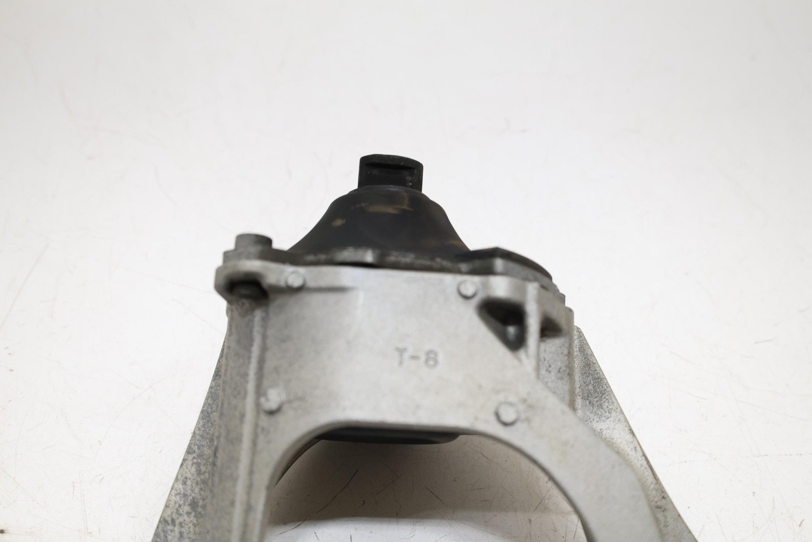 2018 - 2022 HONDA ACCORD 1.5L ENGINE FRAME RIGHT MOUNT SUPPORT BRACKET OEM