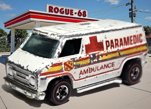 Original Hot Wheels Redlines Paramedic Super Van, White, 1975 Flying Colors, HK