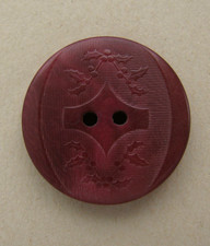 Vintage Vegetable Ivory Picture Button Holly Leaves Berries Plant Life 7/8"