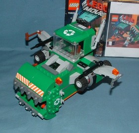 LEGO MOVIE: TRASH CHOMPER SET 70805 - LEGO - 2014 - USED