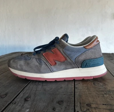 New Balance 990