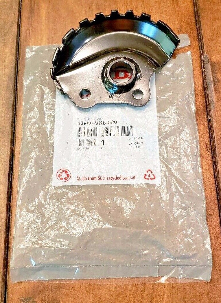 HONDA Front RH Adjuster Panel HRC216 HXA/PDA 42980-VK6-000 Genuine