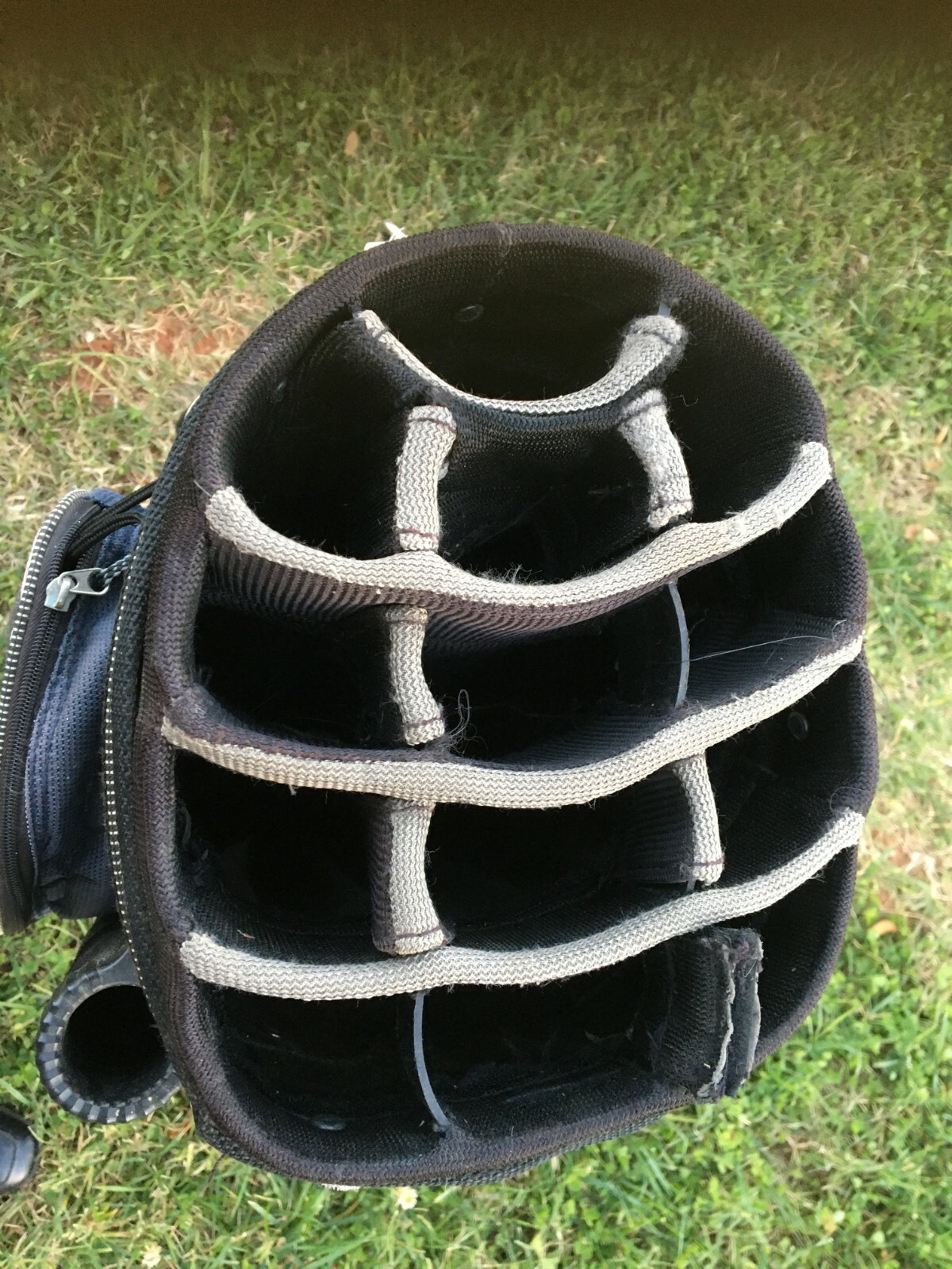 ACUITY GOLF BAGCART 13 WAY DIVIDERPADDED STRAPBLACK NO RAIN