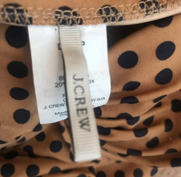 Traje de baño Tankini a lunares azul marino/tostado usado en excelente estado J.Crew EXCELENTE talla 4 copa D Foto 3 de 4