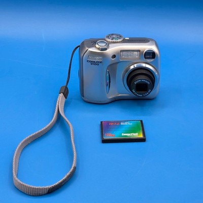Nikon COOLPIX 3100 3.2MP Digital Camera - Silver Tested And Works