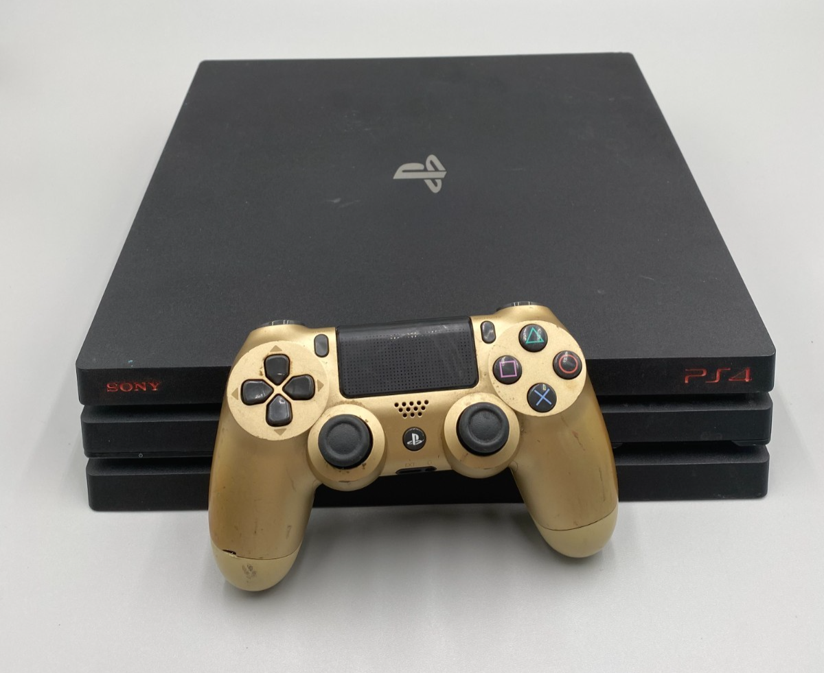 Sony PlayStation 4 Pro PS4 CUH-7215B 1TB Gaming Console + GOLD