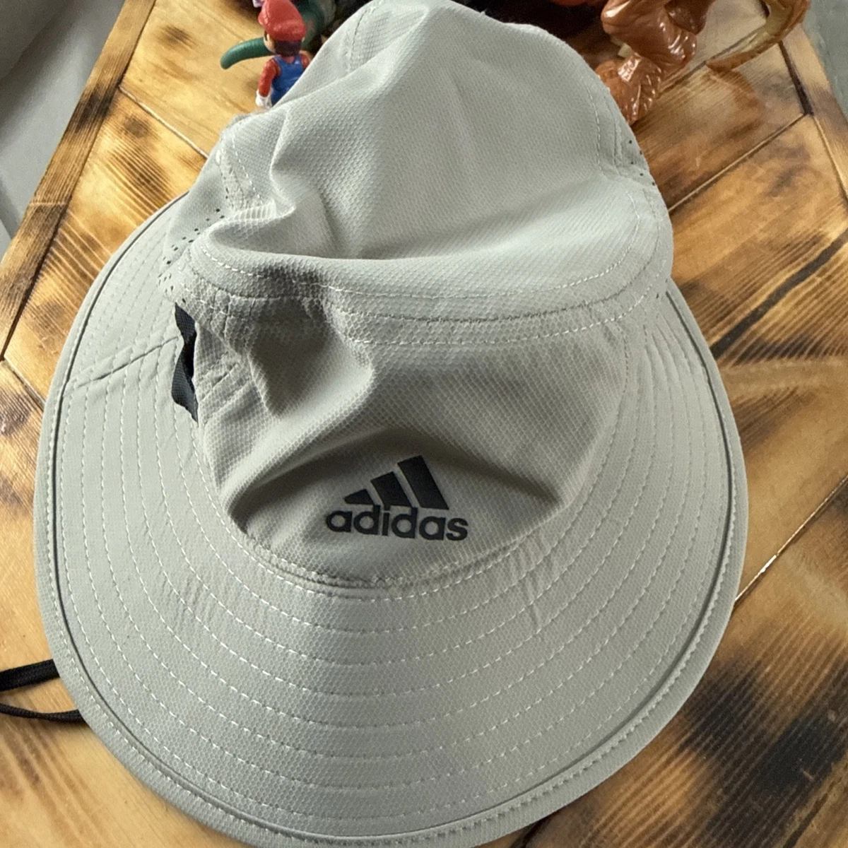 Preços baixos em Adidas Tamanho G chapéus de Balde para Homens | eBay