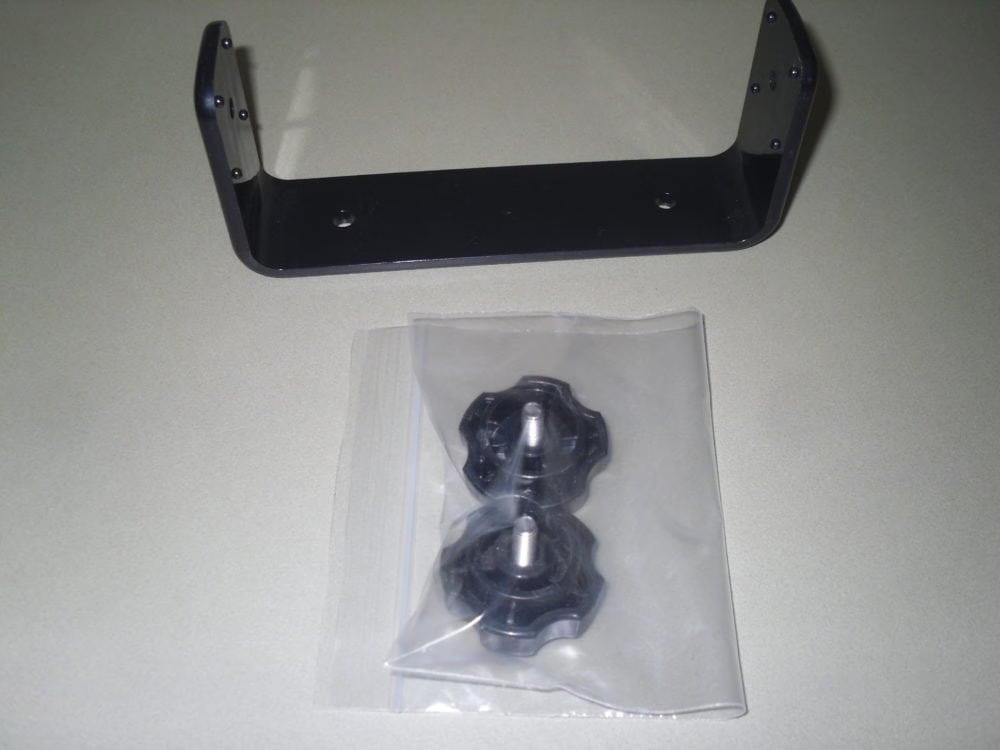Icom IC-M402 / IC-M304 VHF Black Mounting Mount Bracket + Kn