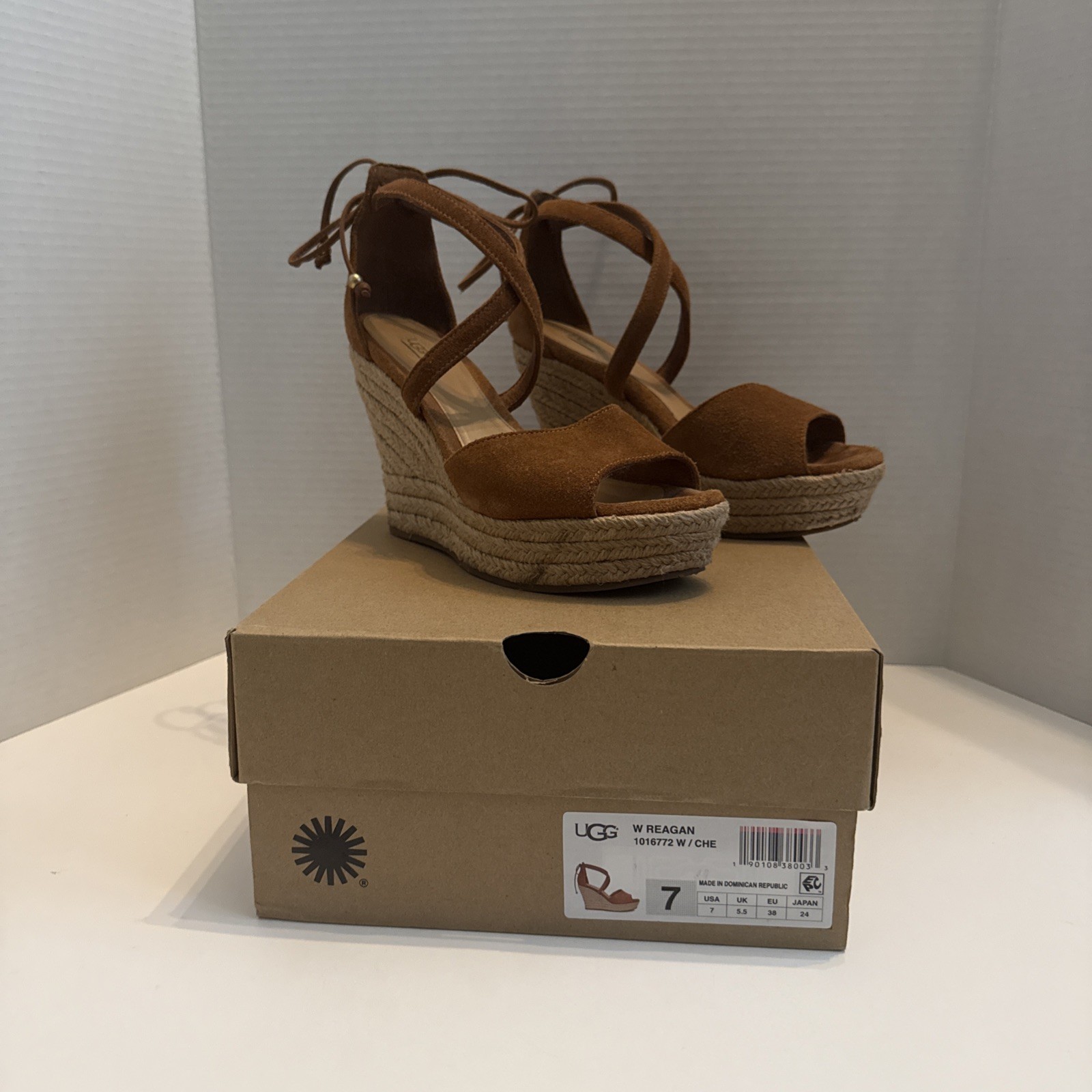 UGG Women's Reagan Platform Wedge Sandals Size 7 Chestnut Suede