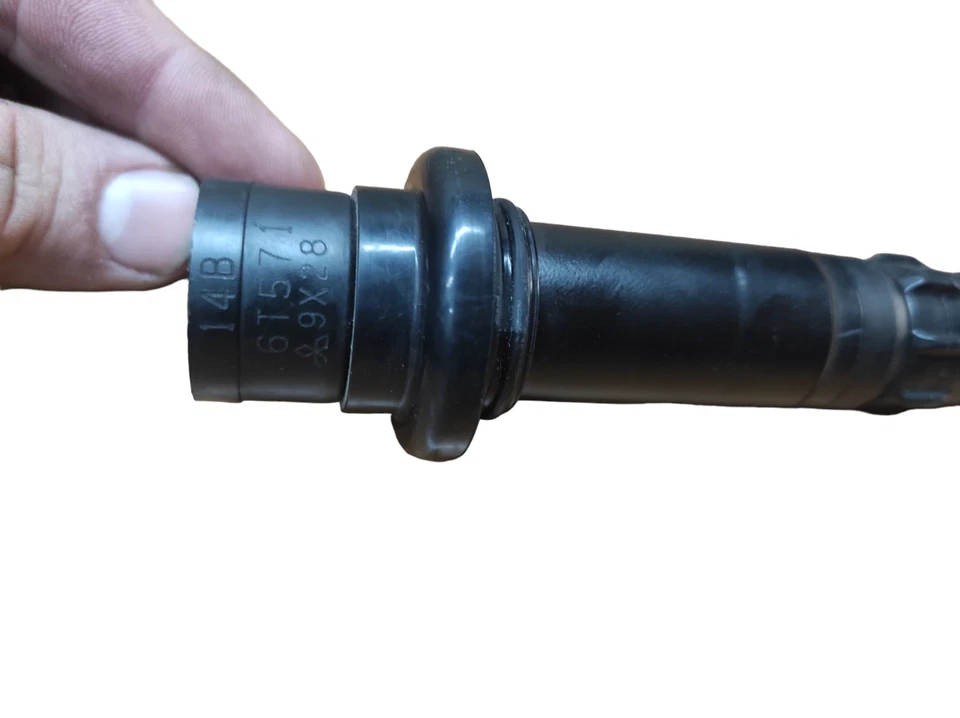 Ignition Coil Yamaha YZF R1 Big Bang 2009/2014 14B8231000 - Image 4 of 4