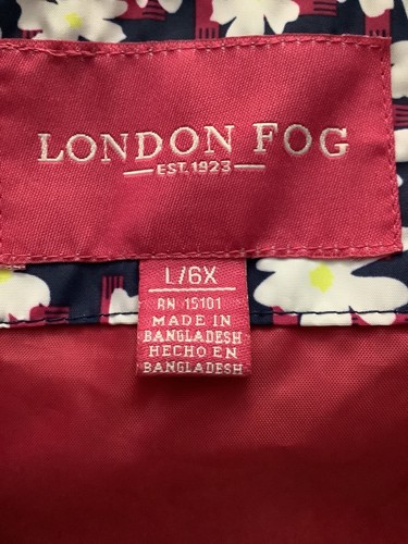 LONDON FOG Girls Hooded Raincoat Size 6X Pink Lining Blue And White Flowers - Picture 2 of 8