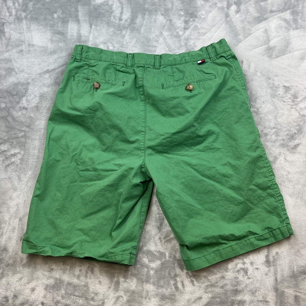 Tommy Hilfiger Chino Shorts Mens Size 33 Green Flat Front Preppy