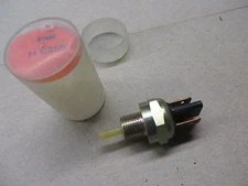 VW volkswagen  BRAKE LIGHT SWITCH #  113 945 515E vintage NOS FAG # H0358