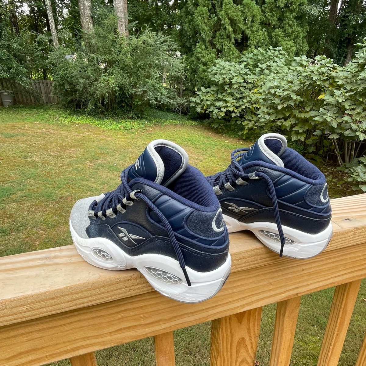 Reebok Question Mid Junior Georgetown Allen Iverson GS Size