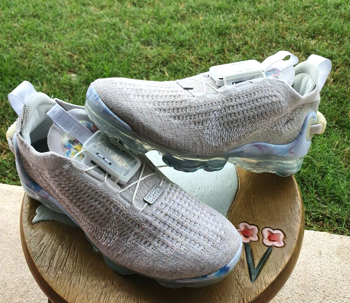 Nike Air Vapormax Flyknit BRAND NEW Women 5.5 / 4Y | eBay