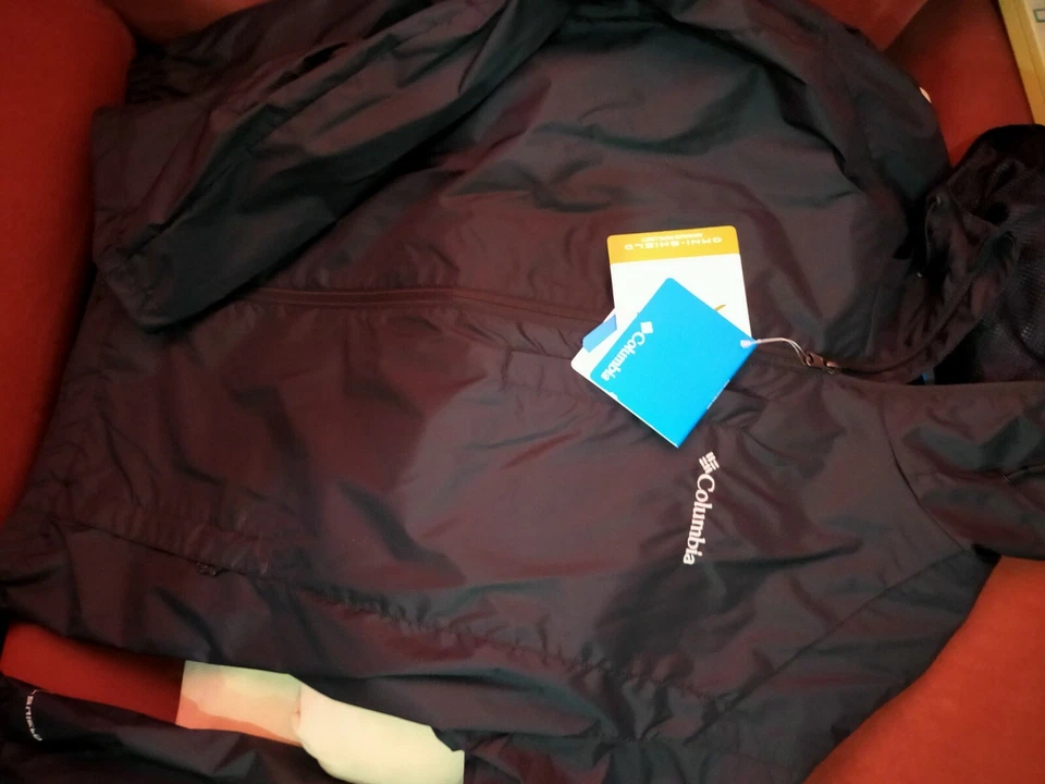 Columbia Men's Watertight™ Rain Jacket100% Authentic  - Image 2 of 4