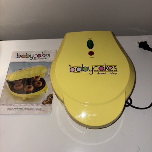 Babycakes Donut Maker DN-95LZ Yellow Electric 760W Non-Stick 6-Slot