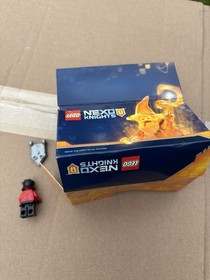 LEGO NEXO Knights (5004389): Battle Station -damaged Box 🦇as Is With Minifigure